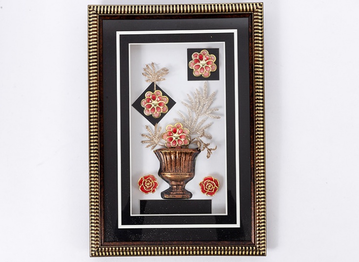 قاب دکوراتیو طرح گل