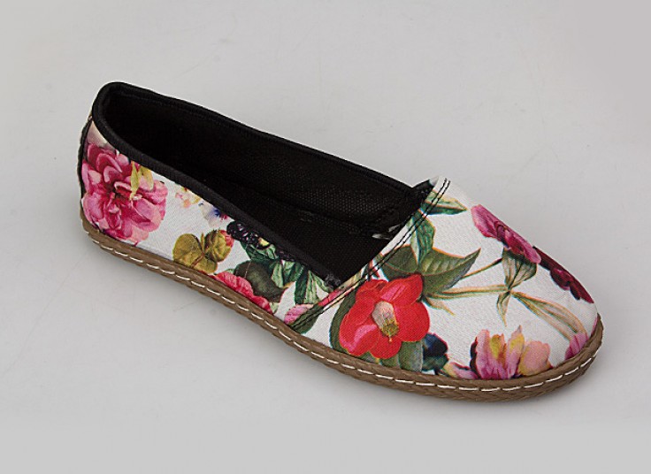 کفش گیوه ای گلدار