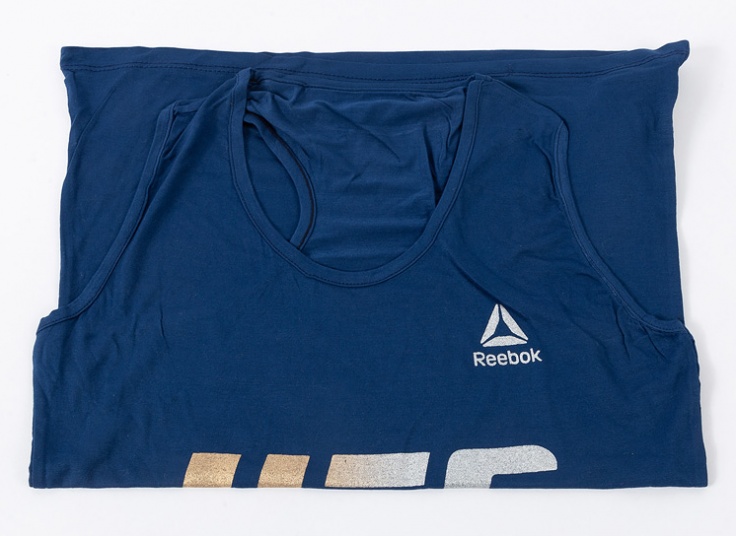 تاپ زنانه طرح Reebok