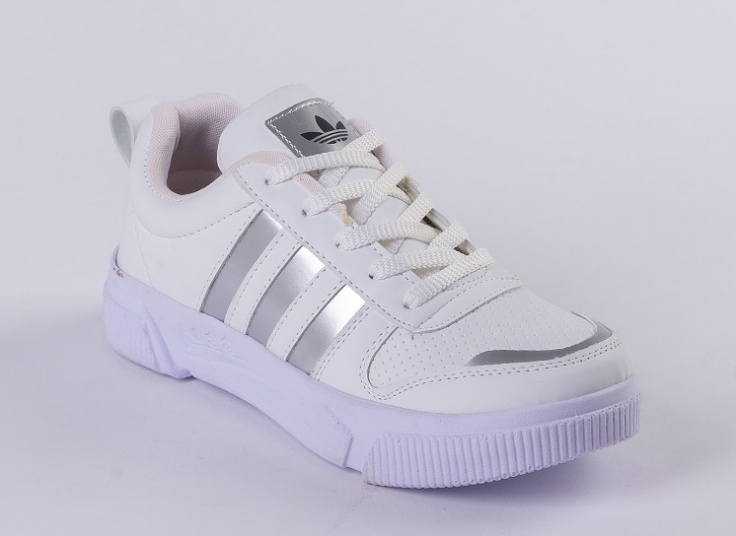 کفش زنانه هولوگرامی Adidas