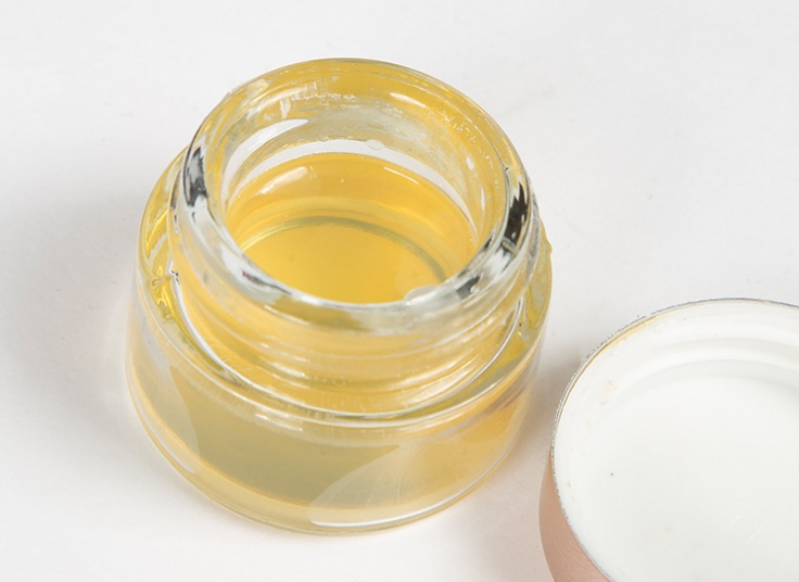 صابون ابرو essence