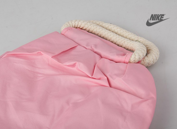 کیف ورزشی زنانه NIKE