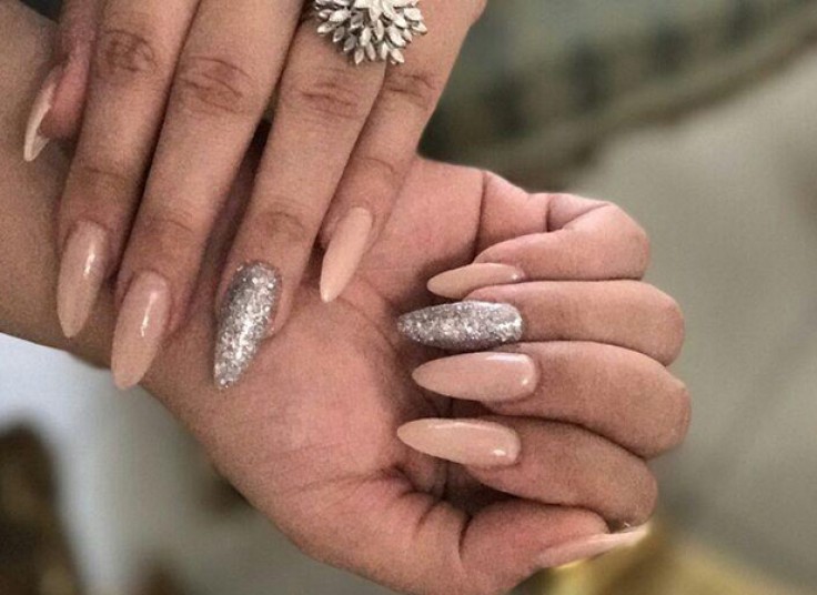 خدمات ناخن هاله