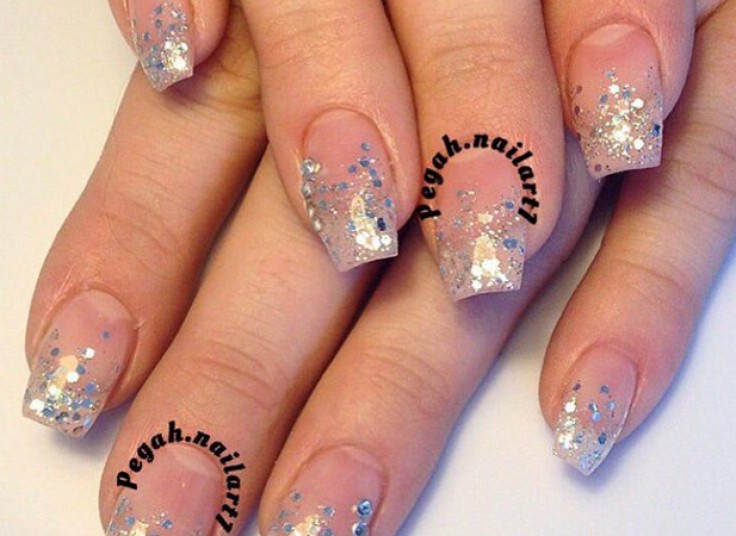 کاشت ناخن پگاه