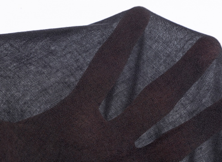 شال حاشیه دار