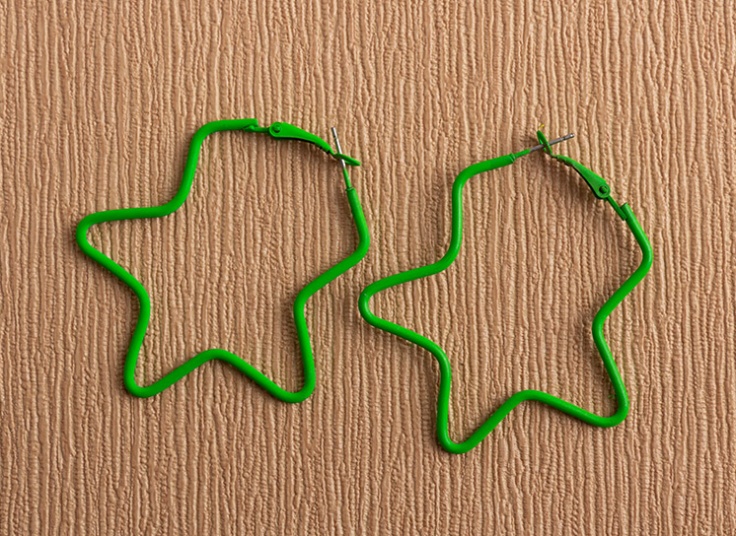 انواع گوشواره نئونی