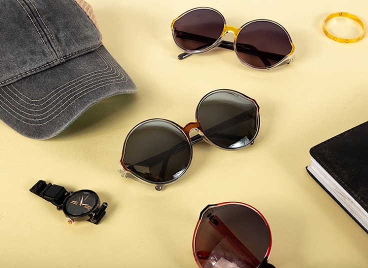 عینک آفتابی فریم گرد بزرگ