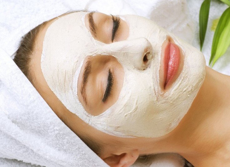 لیفت گچی پوست صورت در کلینیک آفتاب تابان