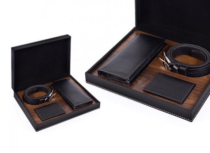 ست چرمی کیف پول و کمربند و جاکارتی