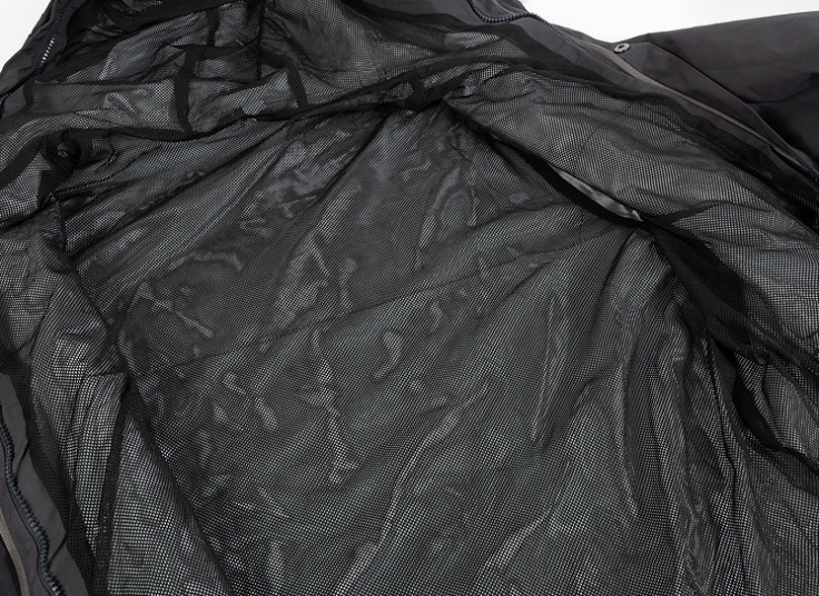 کاپشن decathlon