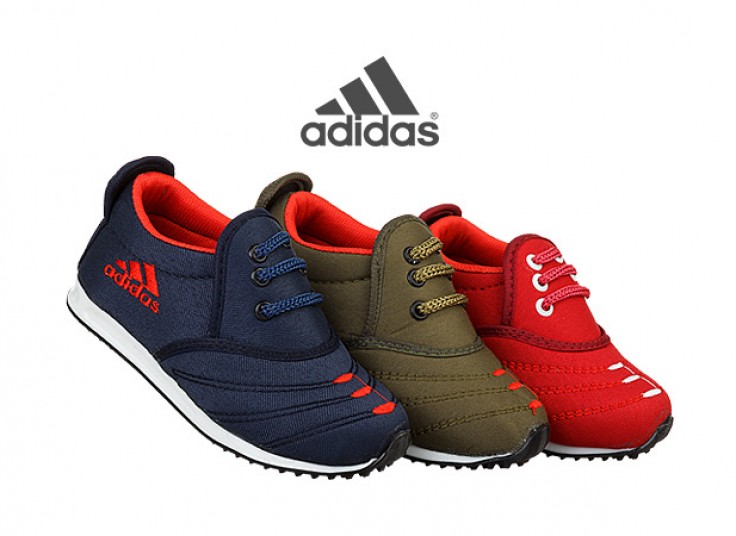 کفش بچگانه طرح adidas