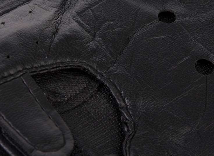 دستکش ورزشی زنانه