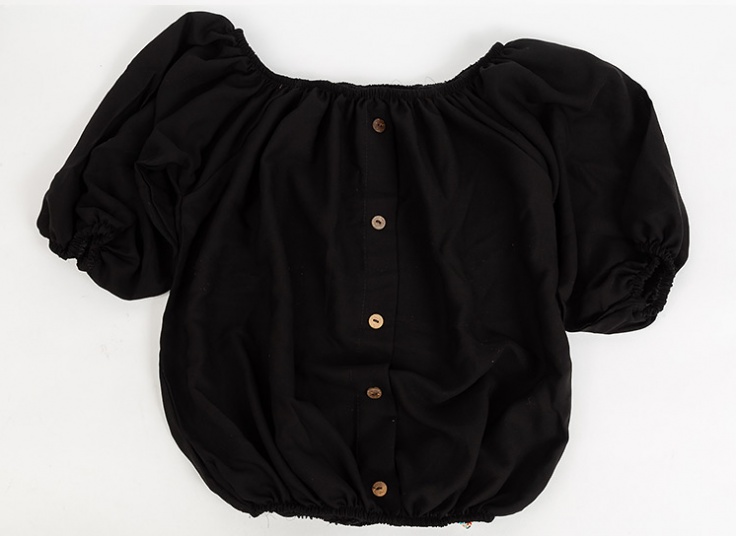 نیم تنه یقه کش زنانه