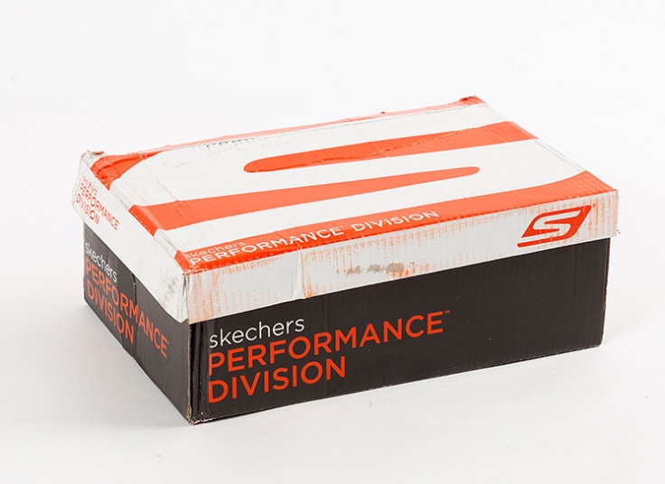 کتانی زنانه Skechers