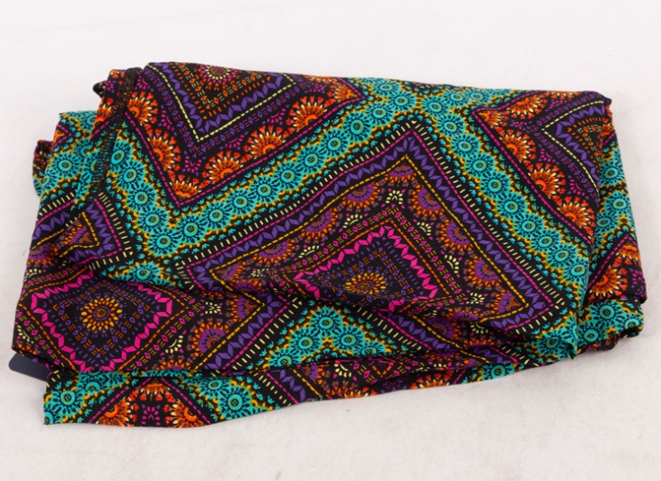 ساحلی زنانه چین دار