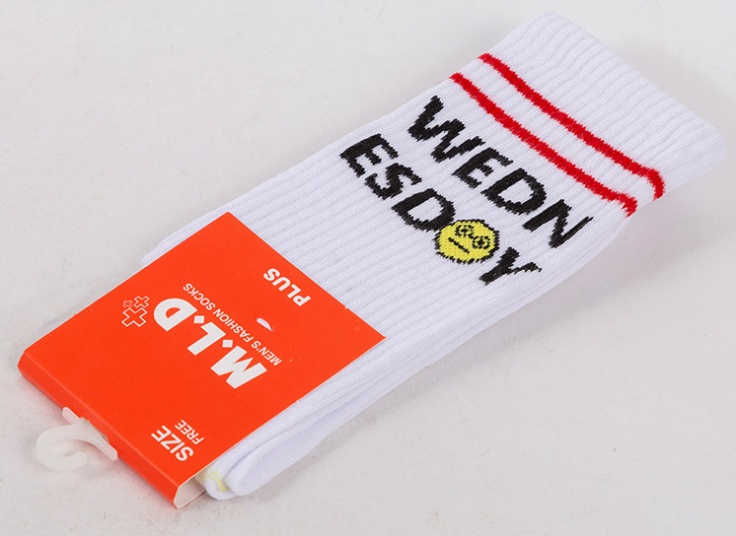 جوراب اسپرت ساق بلند طرح M.L.D