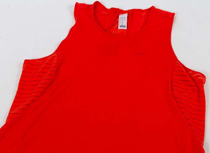 تاپ ورزشی Decathlon Quechua