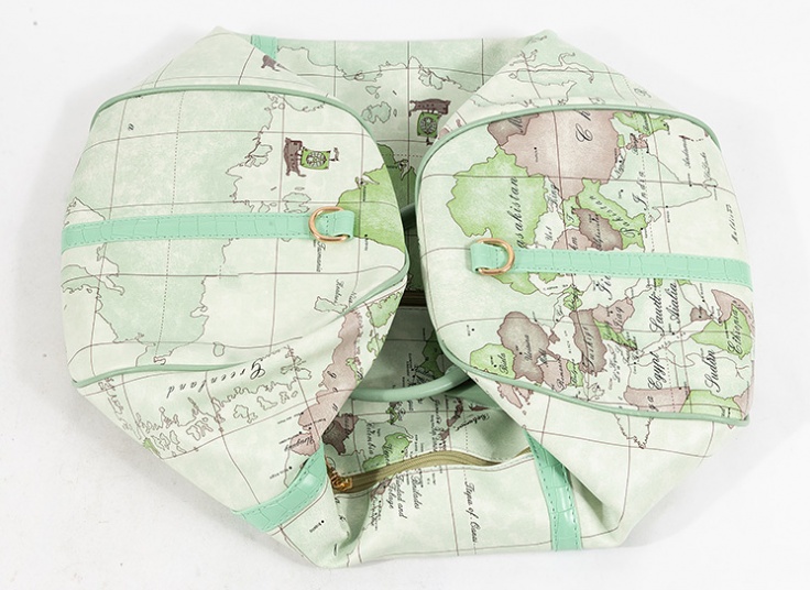 ساک مسافرتی