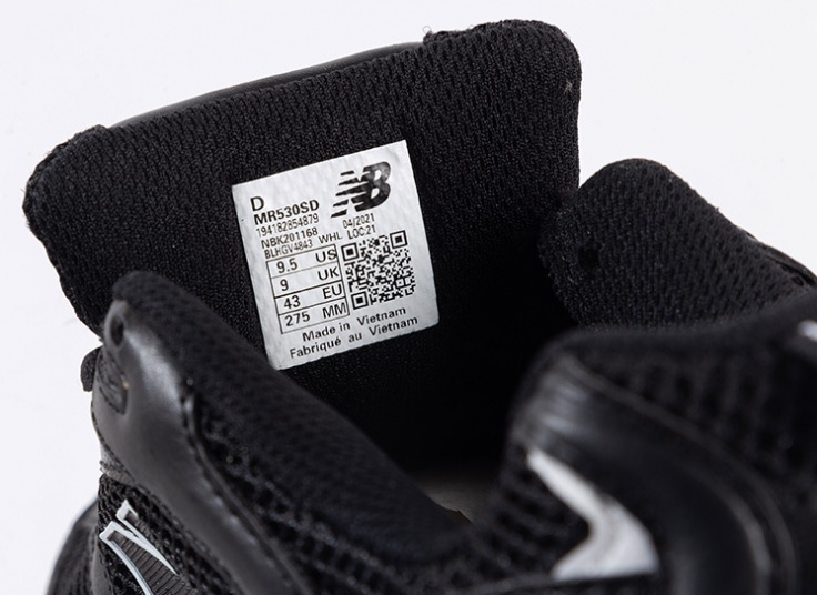 کتانی طرح New Balance مدل MR530