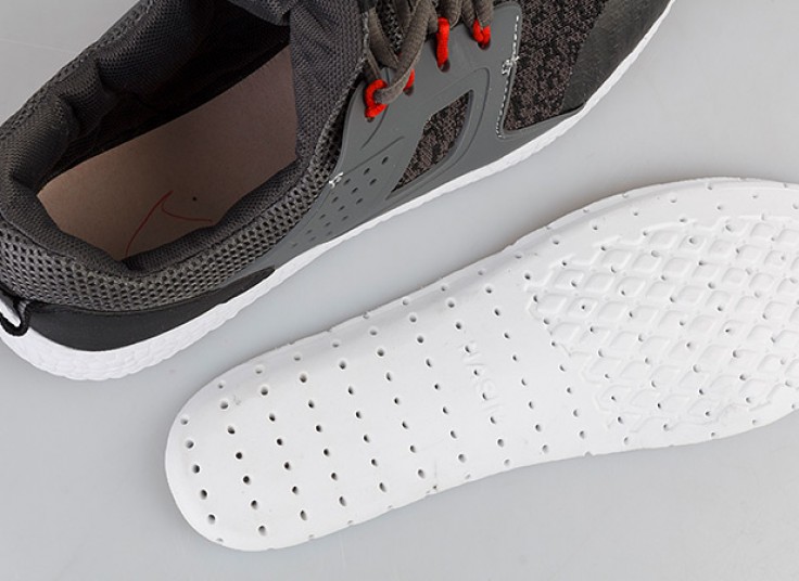 کفش ورزشی مردانه مدل Flora 748