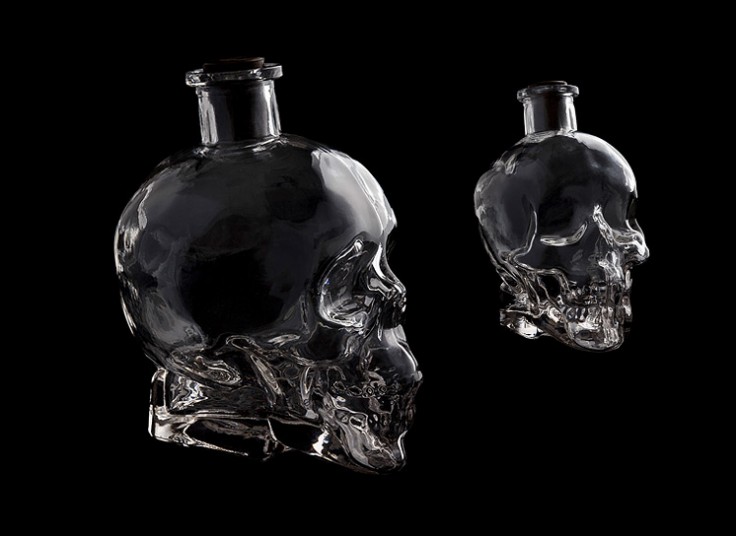 بطری شیشه ای طرح اسکلت