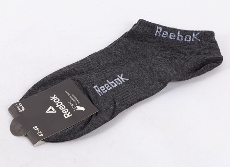 جوراب مچی طرح Reebok