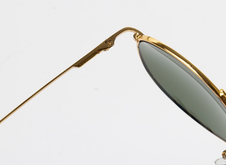 عینک آفتابی طرح Ray Ban سری T