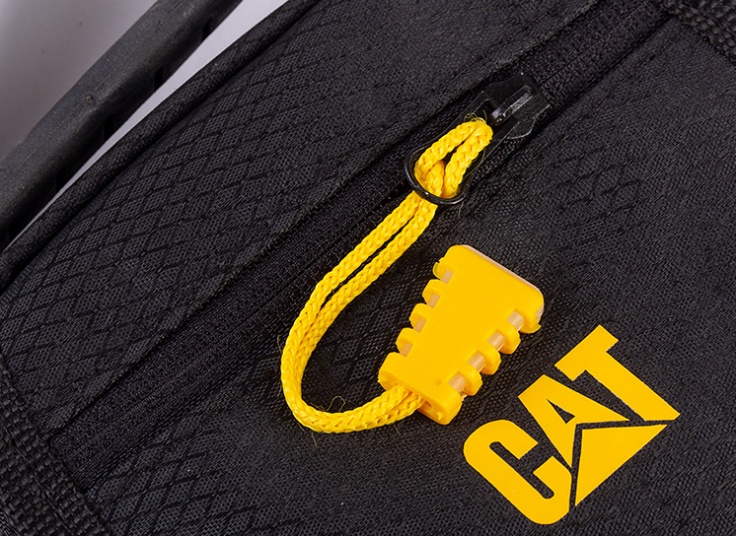 کیف کج برزنتی CAT