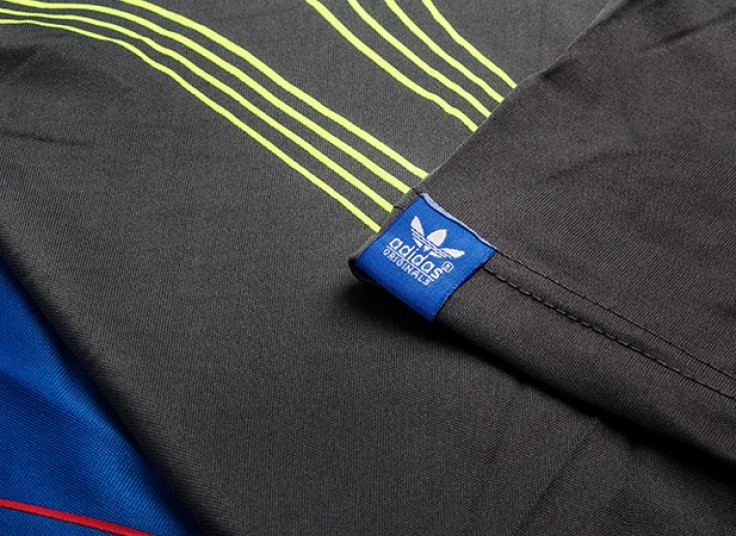 تی شرت ورزشی Adidas