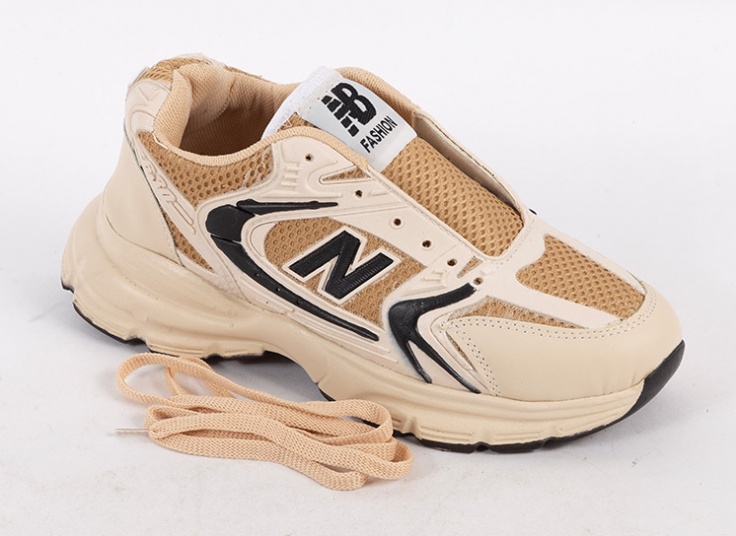 کتانی زنانه طرح New Balance