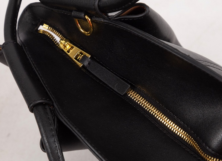 کیف زنانه LOEWE