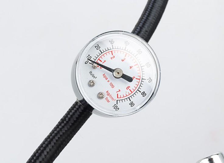 جارو برقی و پمپ باد ماشین MA Accessories