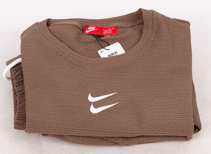 کراپ و شلوارک زنانه Nike