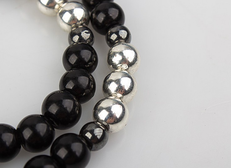 چند مدل دستبند و گردنبند