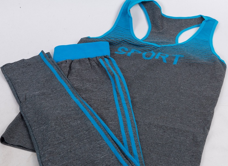 ست ورزشی زنانه Danis