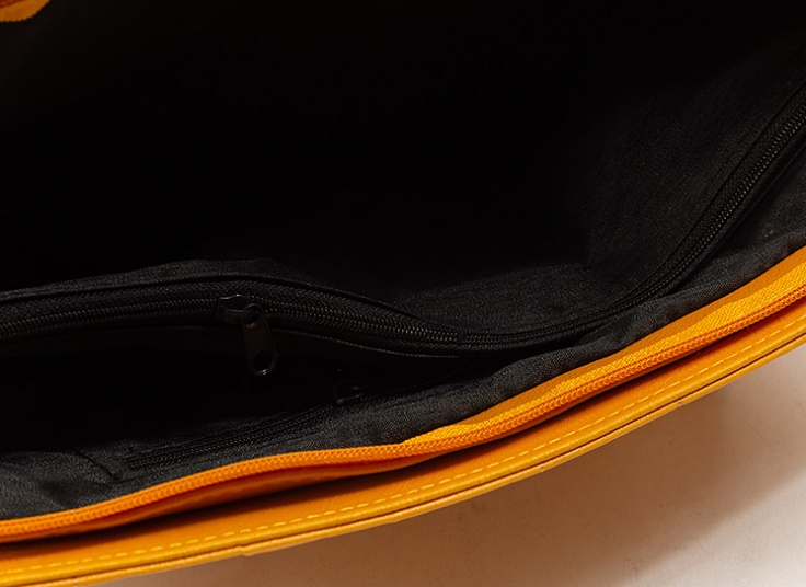 کیف دوشی زنانه CHANEL