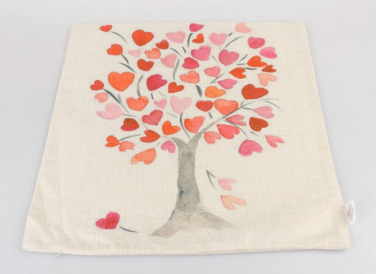 کاور کوسن طرحدار LC Waikiki