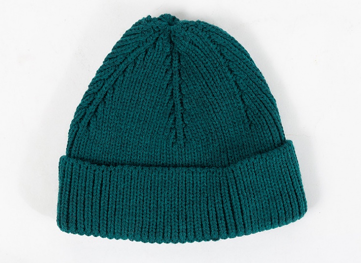 کلاه بافت لئونی