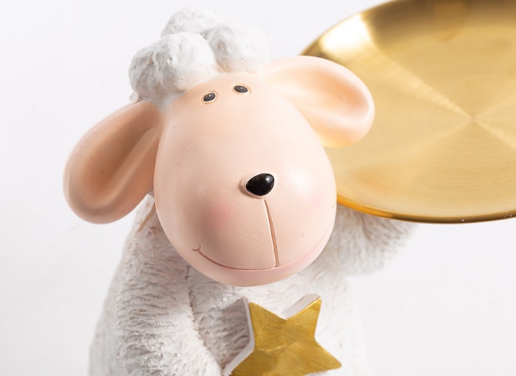 مجسمه گوسفند سینی دار