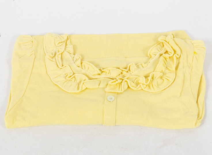 نیم تنه دکمه دار