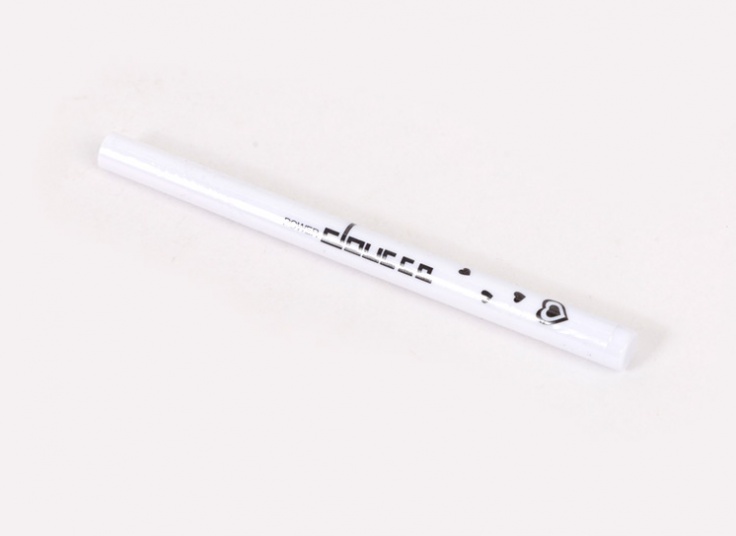 خط چشم ماژیکی رنگی Doucce