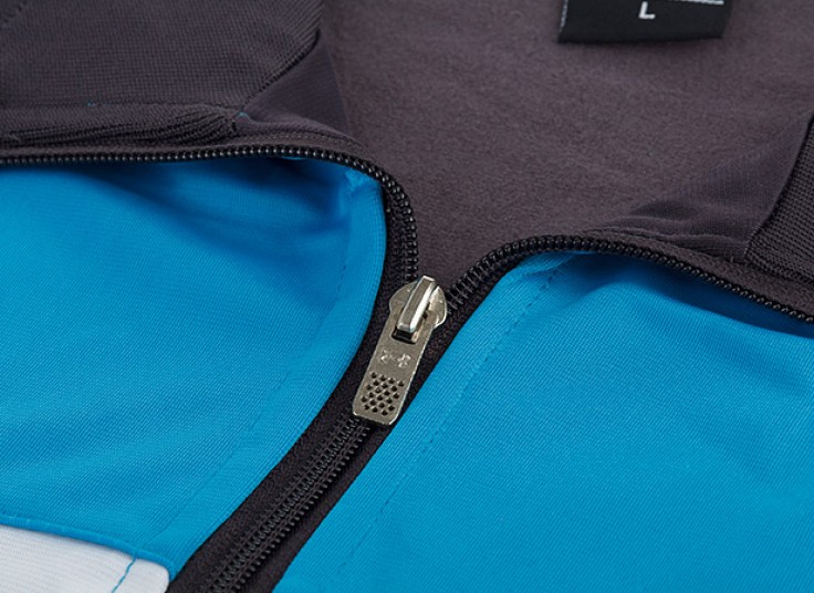 سویشرت ورزشی طرح under armour