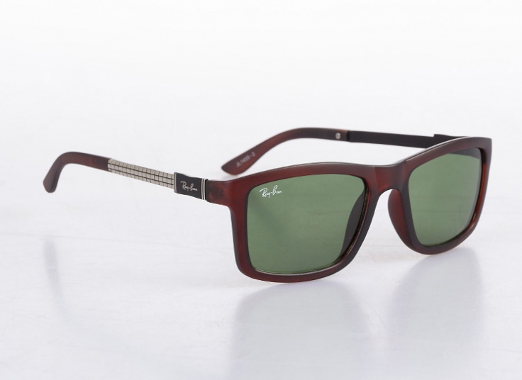 عینک آفتابی طرح RayBan