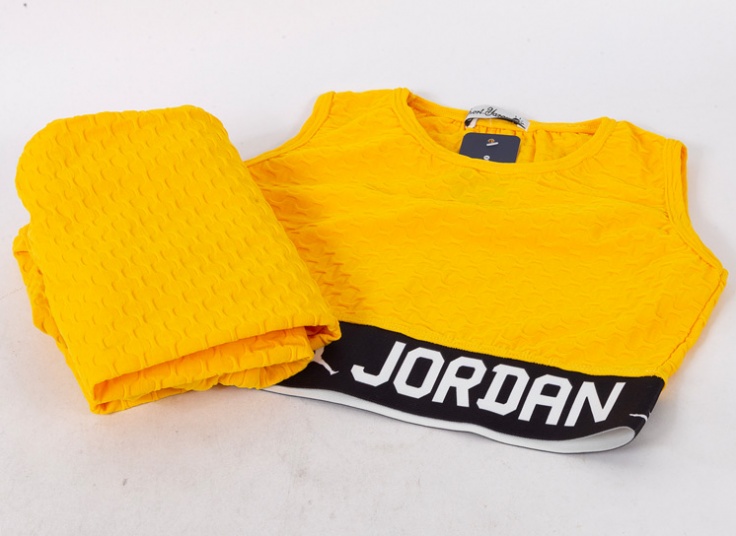 ست نیم تنه و شلوار اسپرت زنانه