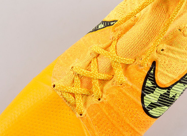 کفش فوتبالی NIKE