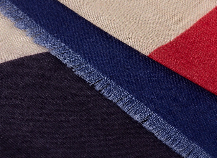 روسری قواره دار ZIBOO طرح Chanel