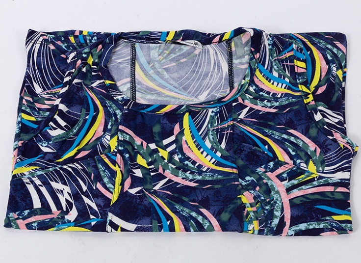 تاپ گیاهی گلدار