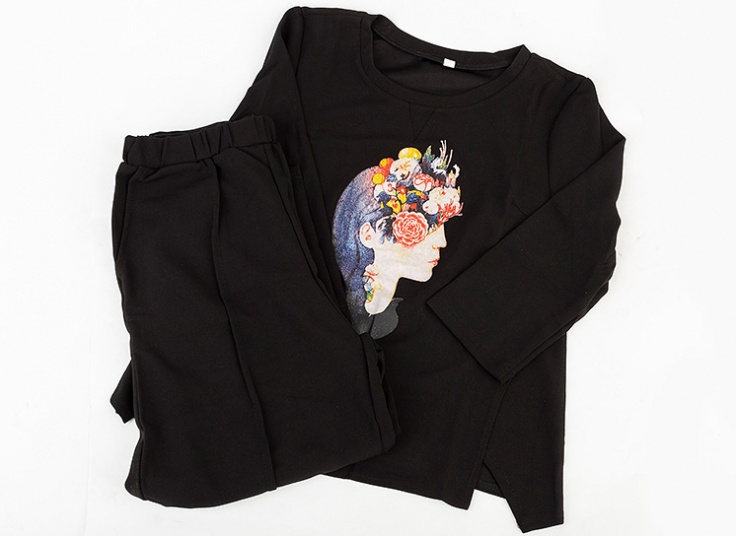 ست بلوز و شلوار برمودا زنانه Yiyuan