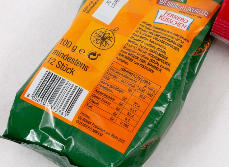 شکلات پاکتی ferrero rocher