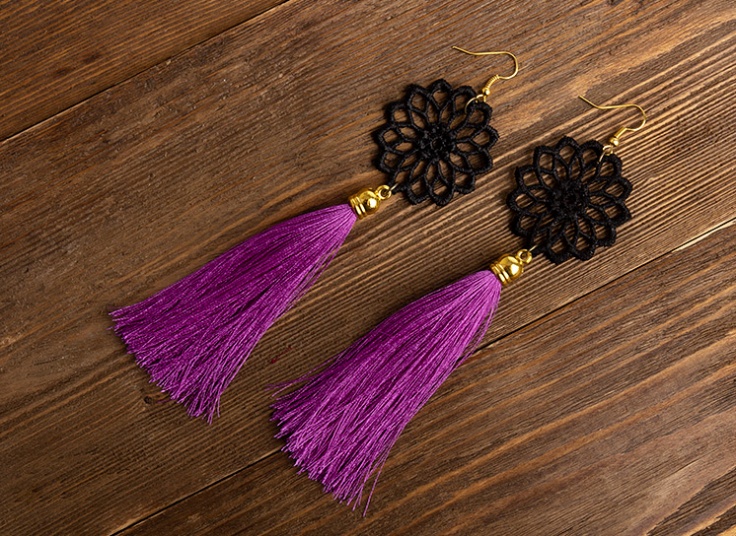 گوشواره منگوله ای